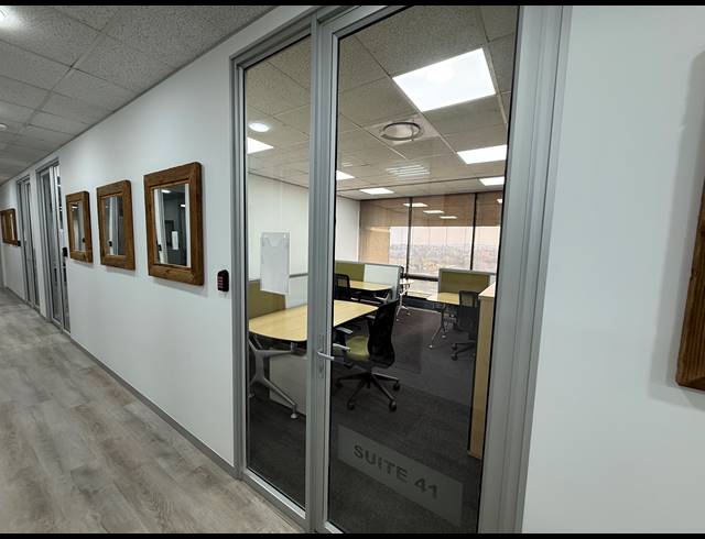 40.60M² SERVICED OFFICE TO LET IN BRAAMFONTEIN WERF